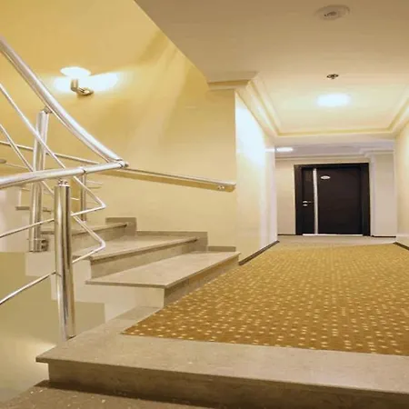 Hotel Ada Elit 3*